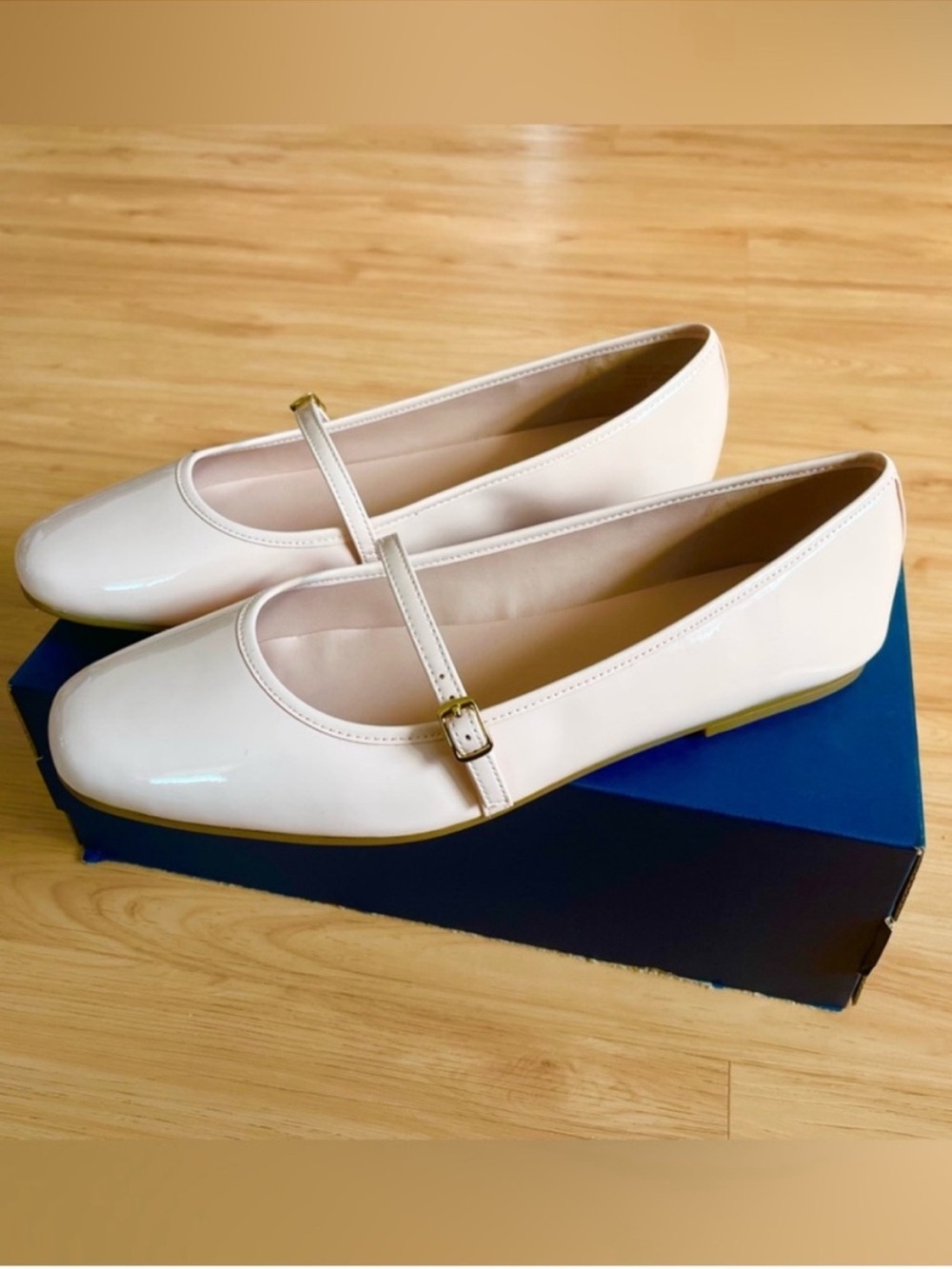 Cole Haan Yelena MJ Ballet
Women 10.5 US# W32941